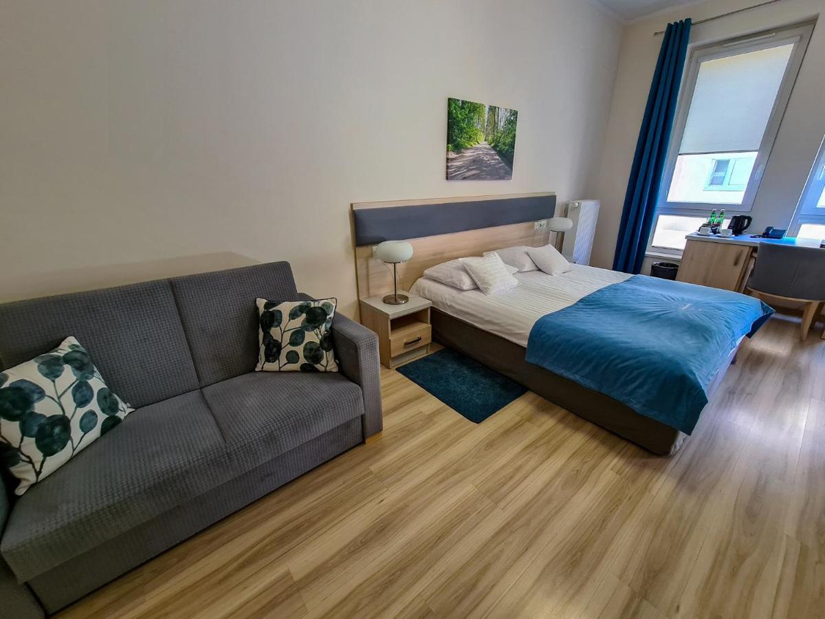 Antoninska Hotel & Apartamenty เลชโน ภายนอก รูปภาพ