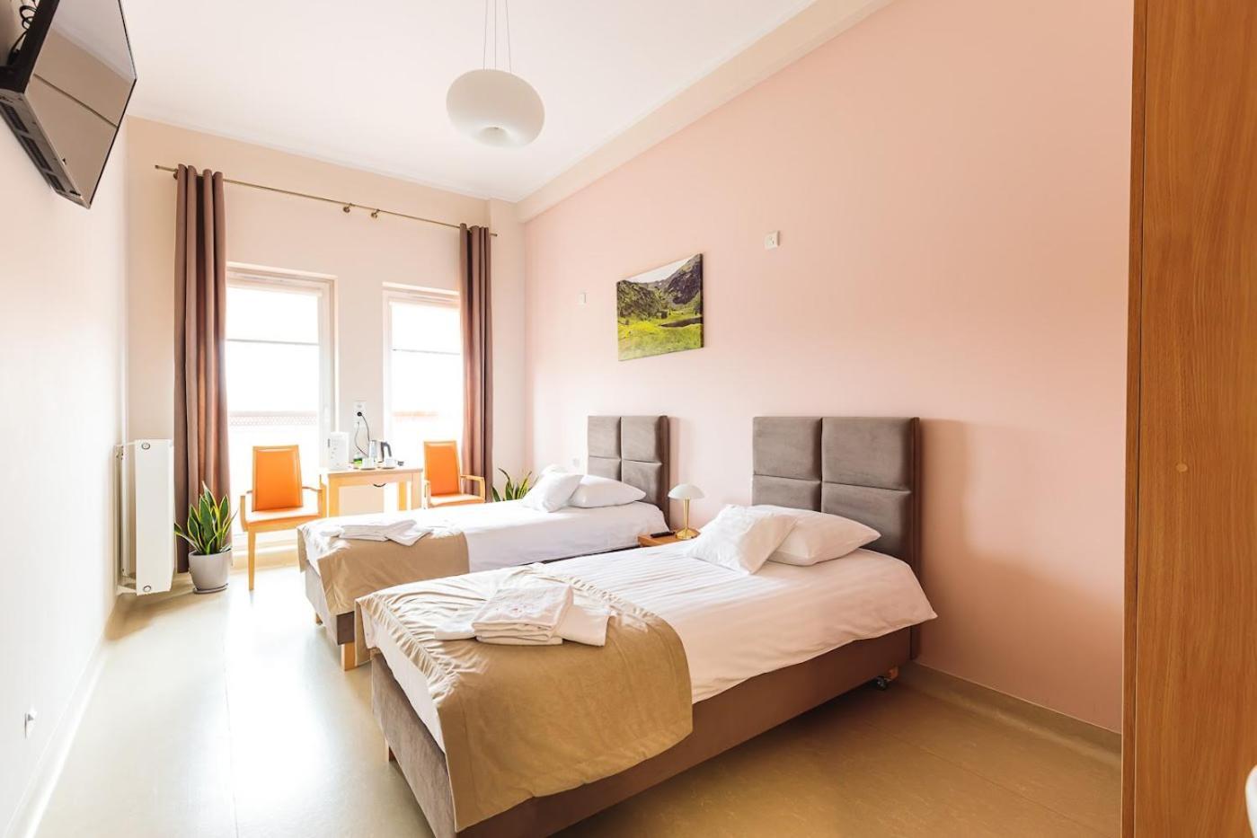 Antoninska Hotel & Apartamenty เลชโน ภายนอก รูปภาพ